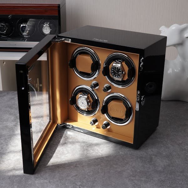 Remontoir montre : guide pour choisir le modèle idéal